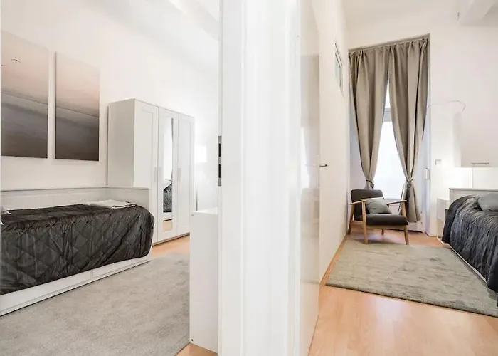 Newly Furnished Apartment For Up To 6 People