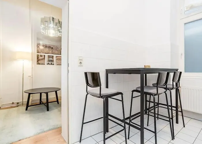 Newly Furnished Apartment For Up To 6 People