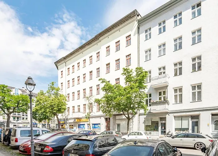 Newly Furnished Apartment For Up To 6 People